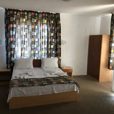 милев 4*